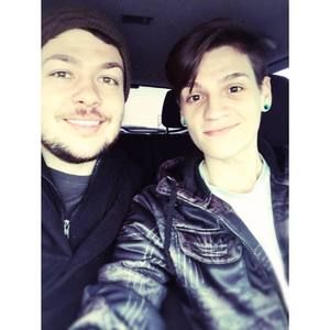 Meet your Posher, Dustin